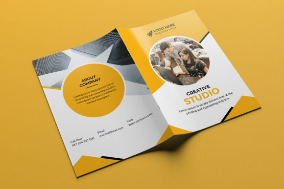 Mastering the Corporate Bi-Fold Brochure Design for Modern Agencies